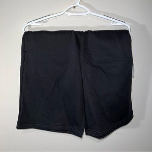 12 Thompson Black Men’s Shorts